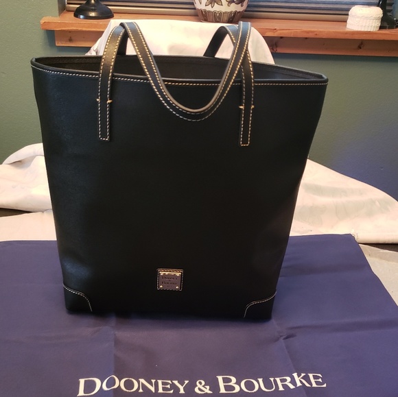 dooney bourke totes sale